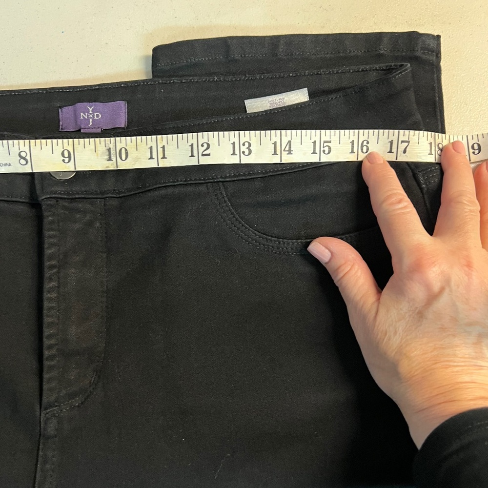 NYDJ Black Leggings/Pant Straight Rich Ponte Stretch Zip Close Back Pocket NWOT - Picture 6 of 6